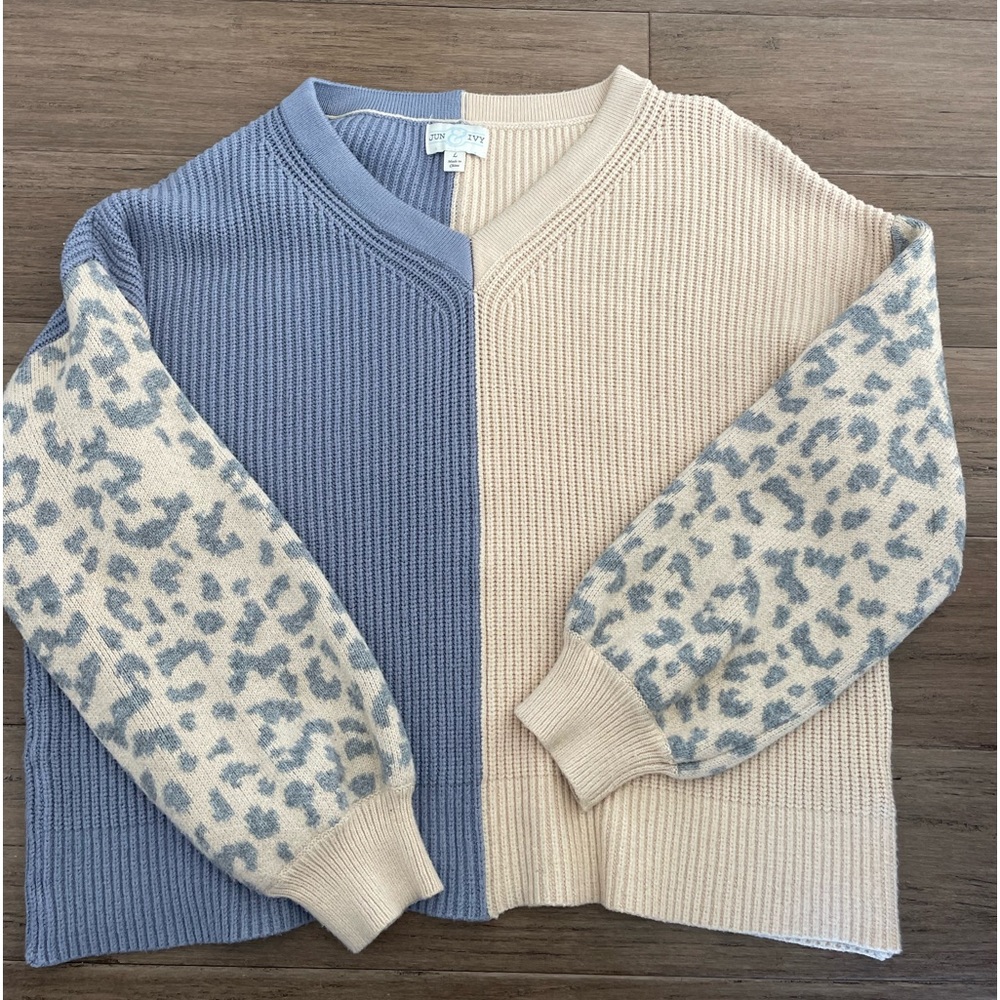 Worn like twice, no tags, in great condition
